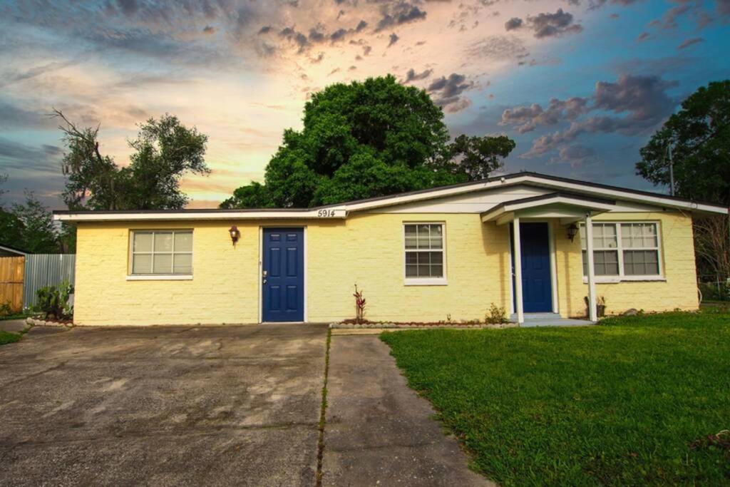 Spacious Family-Sized Home In Central Location Jacksonville Exteriör bild