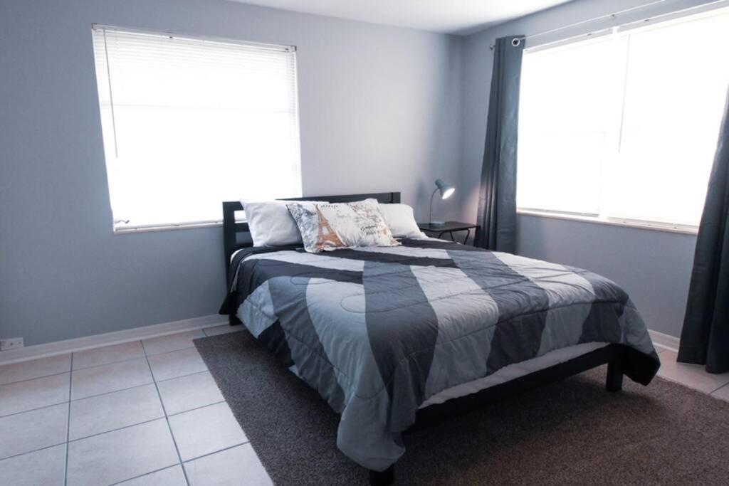 Spacious Family-Sized Home In Central Location Jacksonville Exteriör bild