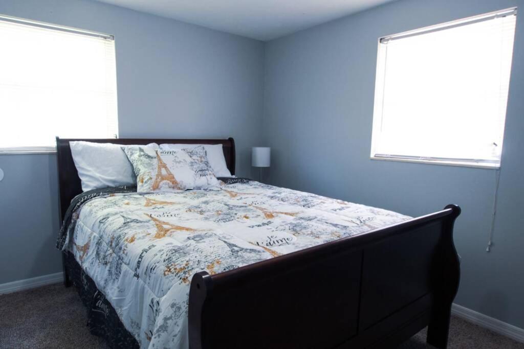 Spacious Family-Sized Home In Central Location Jacksonville Exteriör bild